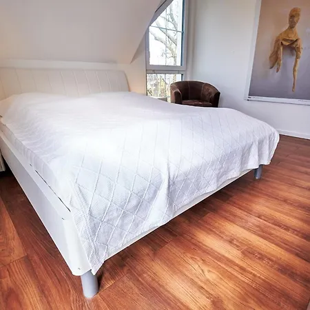 Fleesentraum Seevilla Kormoran - Direkt Am Fleesensee - Familien Und Aktivurlauber - Whirlpool Sauna Garten Nintendo - Sup Kanu Kajak Inklusive Göhren-Lebbin