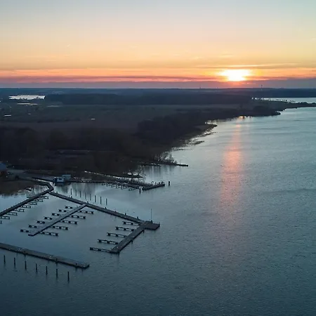 Villa Fleesentraum Seevilla Kormoran - Direkt Am Fleesensee - Familien Und Aktivurlauber - Whirlpool Sauna Garten Nintendo - Sup Kanu Kajak Inklusive *